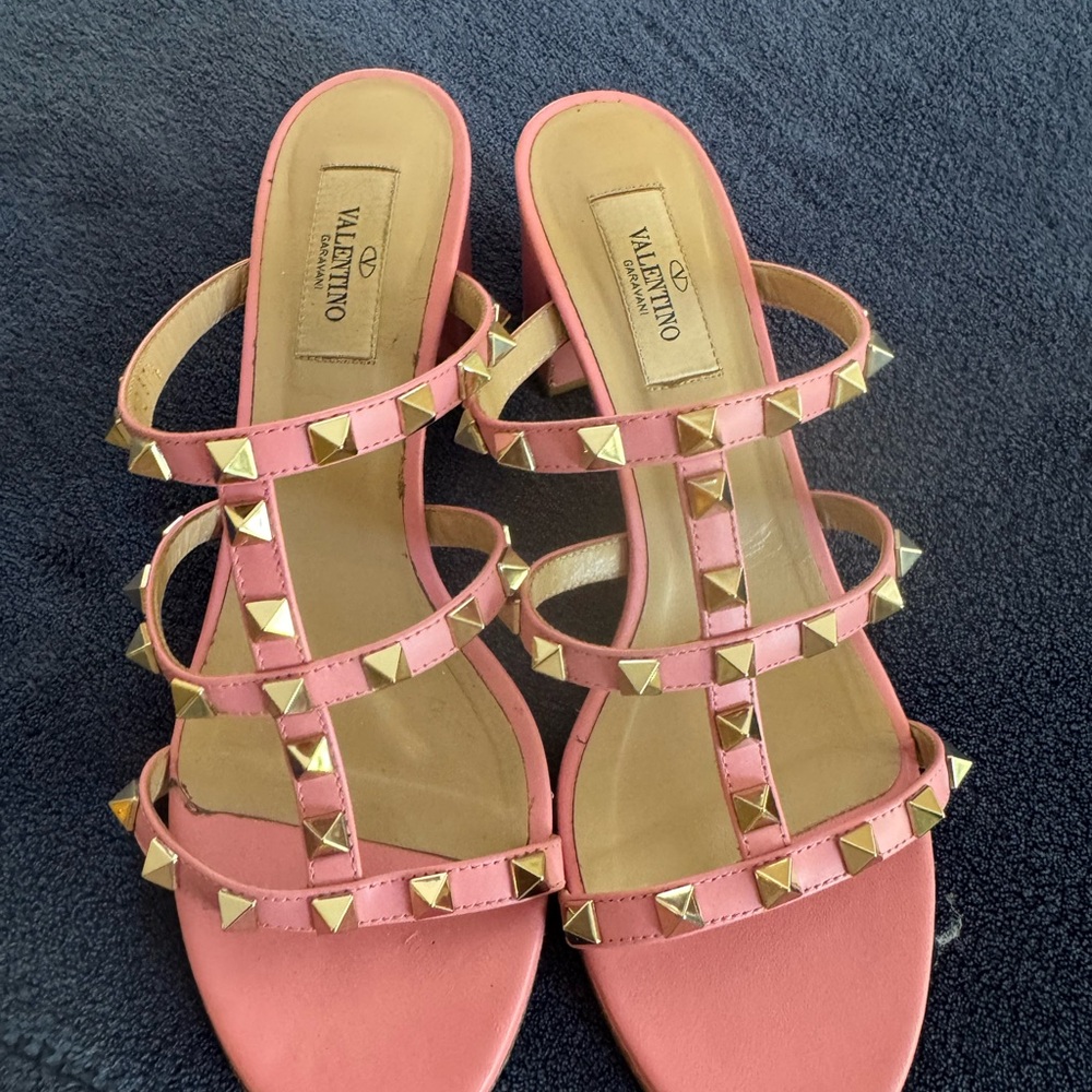 Valentino Garavani Pink Sandals with Gold Studs